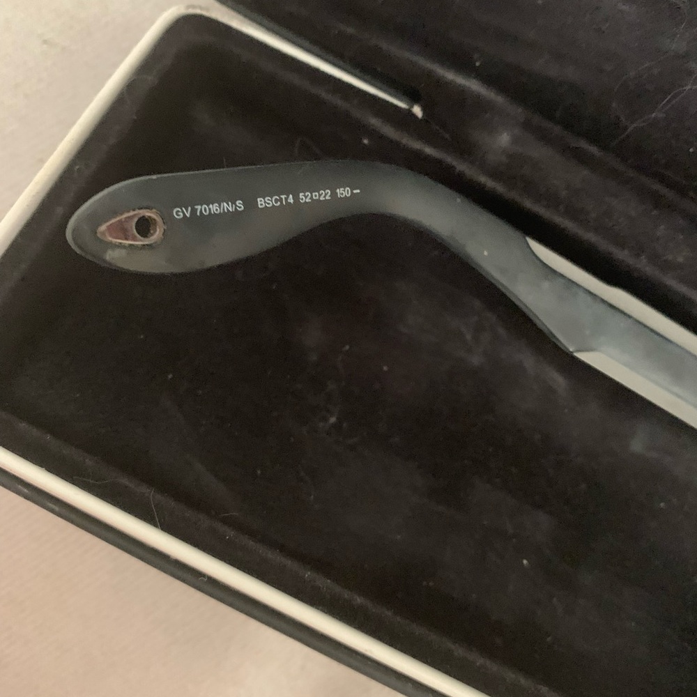 Black Authentic Givenchy Sunglasses - image 7